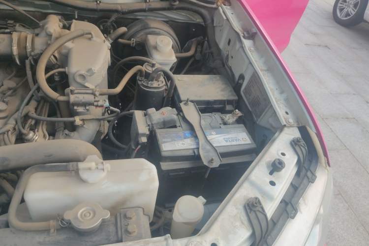 Used Huanghai Da Niu  Engine Bay Left