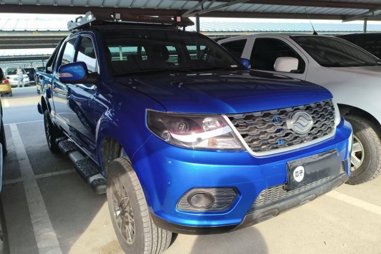 Used Huanghai Da Niu 2022 2.8T Pioneer Edition Manual Diesel 4x4 Value-Added Flatbed Cargo Box JE493ZLQ6H Front Right 45 Deg