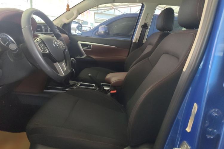 Used Huanghai Da Niu 2022 2.8T Pioneer Edition Manual Diesel 4x4 Value-Added Flatbed Cargo Box JE493ZLQ6H Left Front Seat