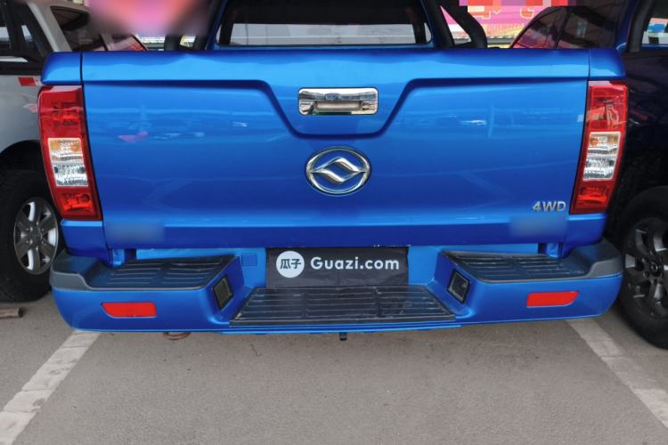 Used Huanghai Da Niu 2022 2.8T Pioneer Edition Manual Diesel 4x4 Value-Added Flatbed Cargo Box JE493ZLQ6H Rear