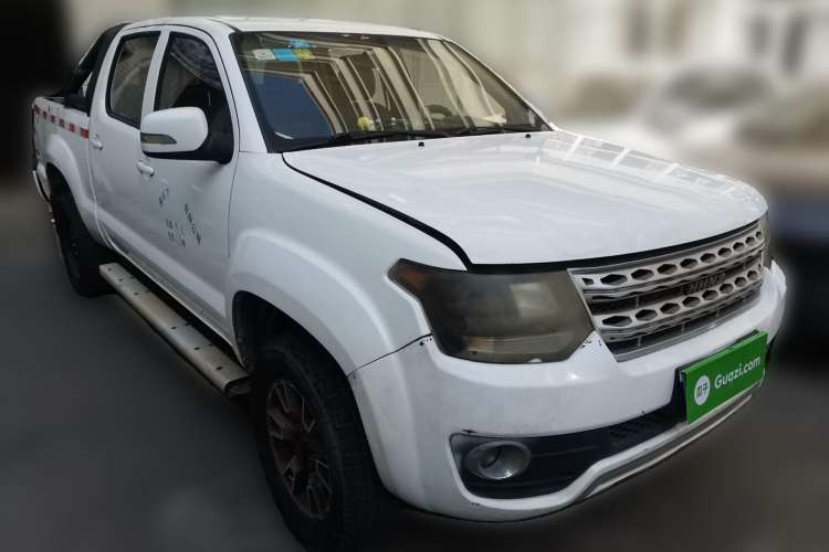 Used Huanghai Jiaolong 2015 2.8T Two-Wheel Drive Diesel Sport Edition JE493ZLQ4CB Front Right 45 Deg