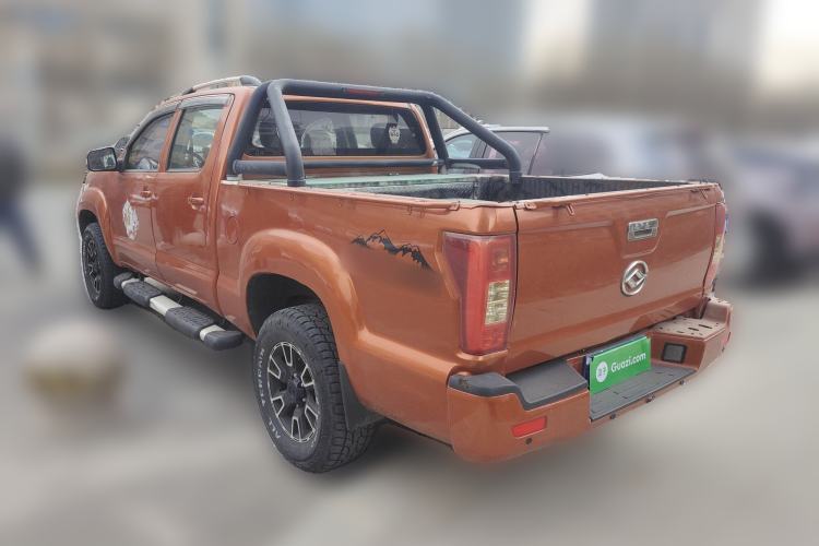 Used Huanghai Jiaolong 2015 2.4L Two-Wheel Drive Gasoline Sport Edition 4G69S4N Rear Left 45 Deg