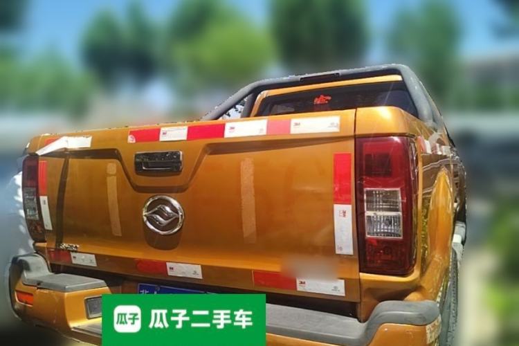 Used Huanghai Jiaolong 2015 2.8T Two-Wheel-Drive Diesel Supreme Edition JE493ZLQ4CB Rear