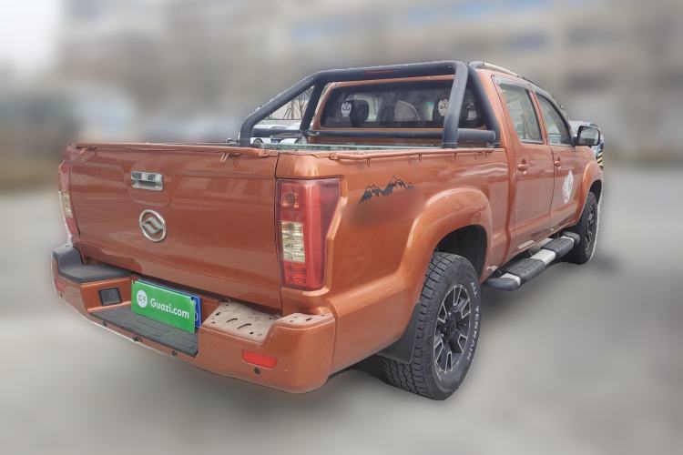 Used Huanghai Jiaolong 2015 2.4L Two-Wheel Drive Gasoline Sport Edition 4G69S4N Rear Right 45 Deg