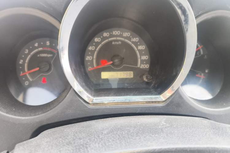 Used Huanghai Jiaolong  Odometer Close Up