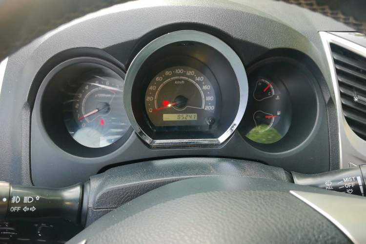 Used Huanghai Jiaolong 2018 2.4L 4x4 Gasoline Classic Interior Sport Edition 4G69S4N Instrument Cluster