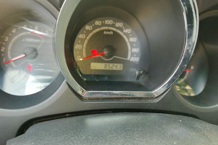 Used Huanghai Jiaolong 2018 2.4L 4x4 Gasoline Classic Interior Sport Edition 4G69S4N Odometer Close Up