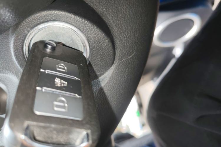 Used Huanghai Jiaolong 2024 2.5T Diesel Manual 4x4 Value Edition Interior 1