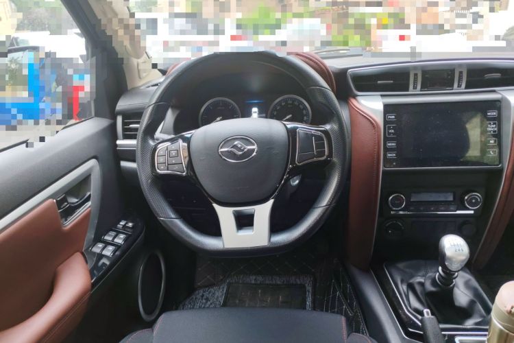 Used Huanghai Jiaolong 2024 2.5T Diesel Manual 4x4 Value Edition Steering Wheel