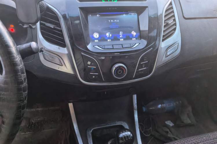 Used Huanghai N3  Audio And AC Panel