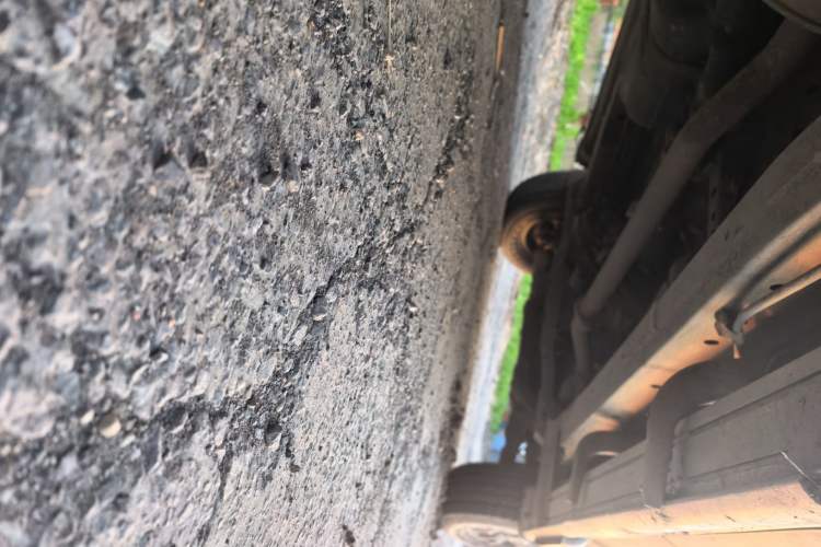 Used Huanghai N3  Chassis Rear Right