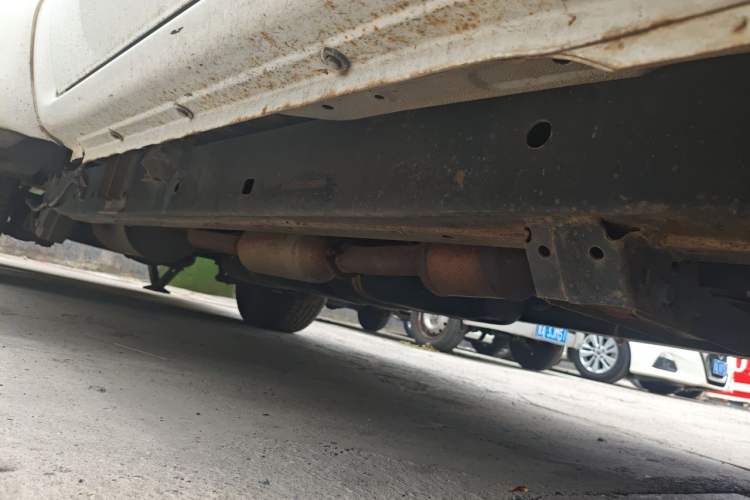 Used Huanghai N3  Chassis Front Right
