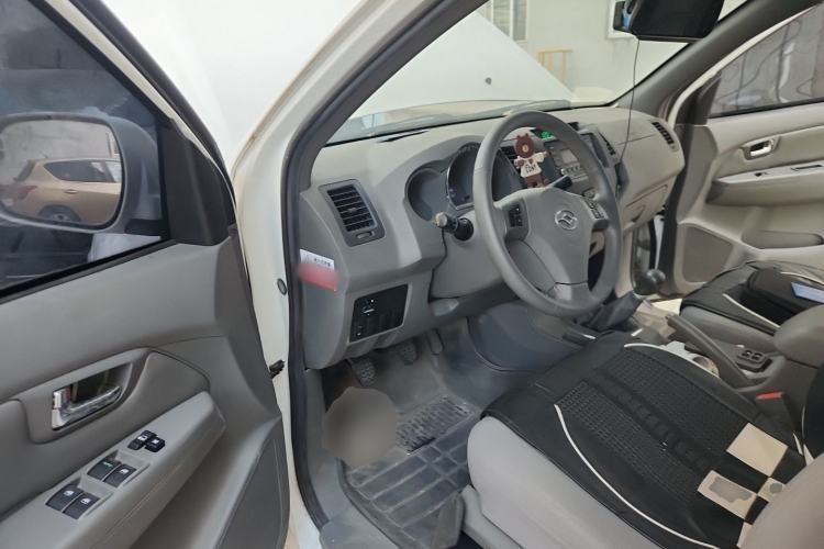 Used Huanghai N3  Driver Seat