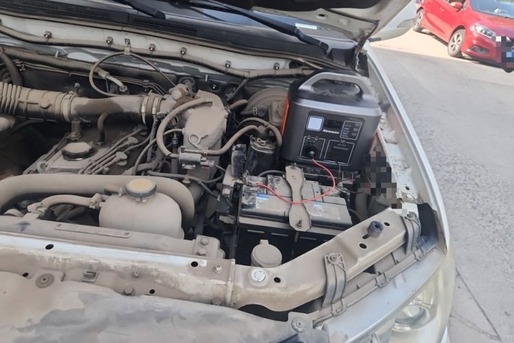 Used Huanghai N3  Engine Bay Left
