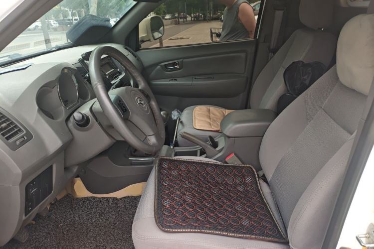 Used Huanghai N3  Left Front Seat