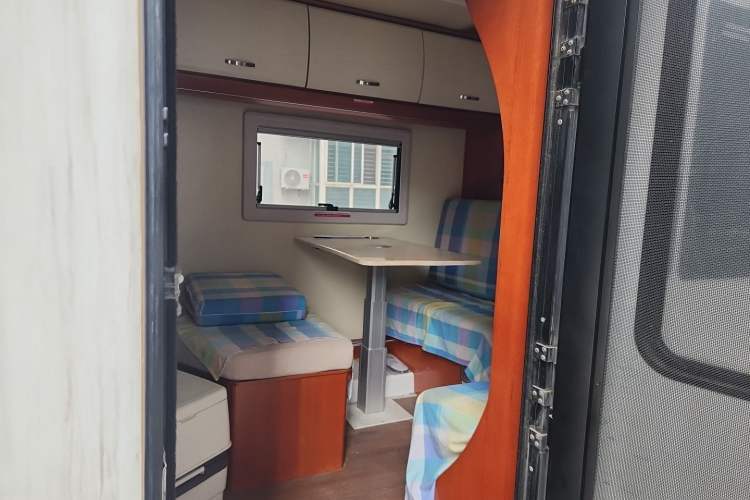 Used Huanghai N3  Trunk