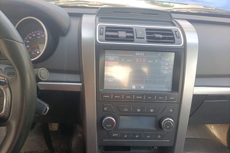 Used Huanghai N3 2017 2.5T Manual Two-Wheel Drive Sport Edition JE4D25Q5A Audio And AC Panel