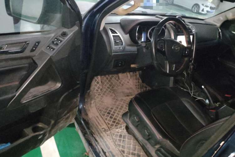 Used Huanghai N3 2017 2.4T Automatic 4WD Sport Edition 4K22D4T Driver Seat