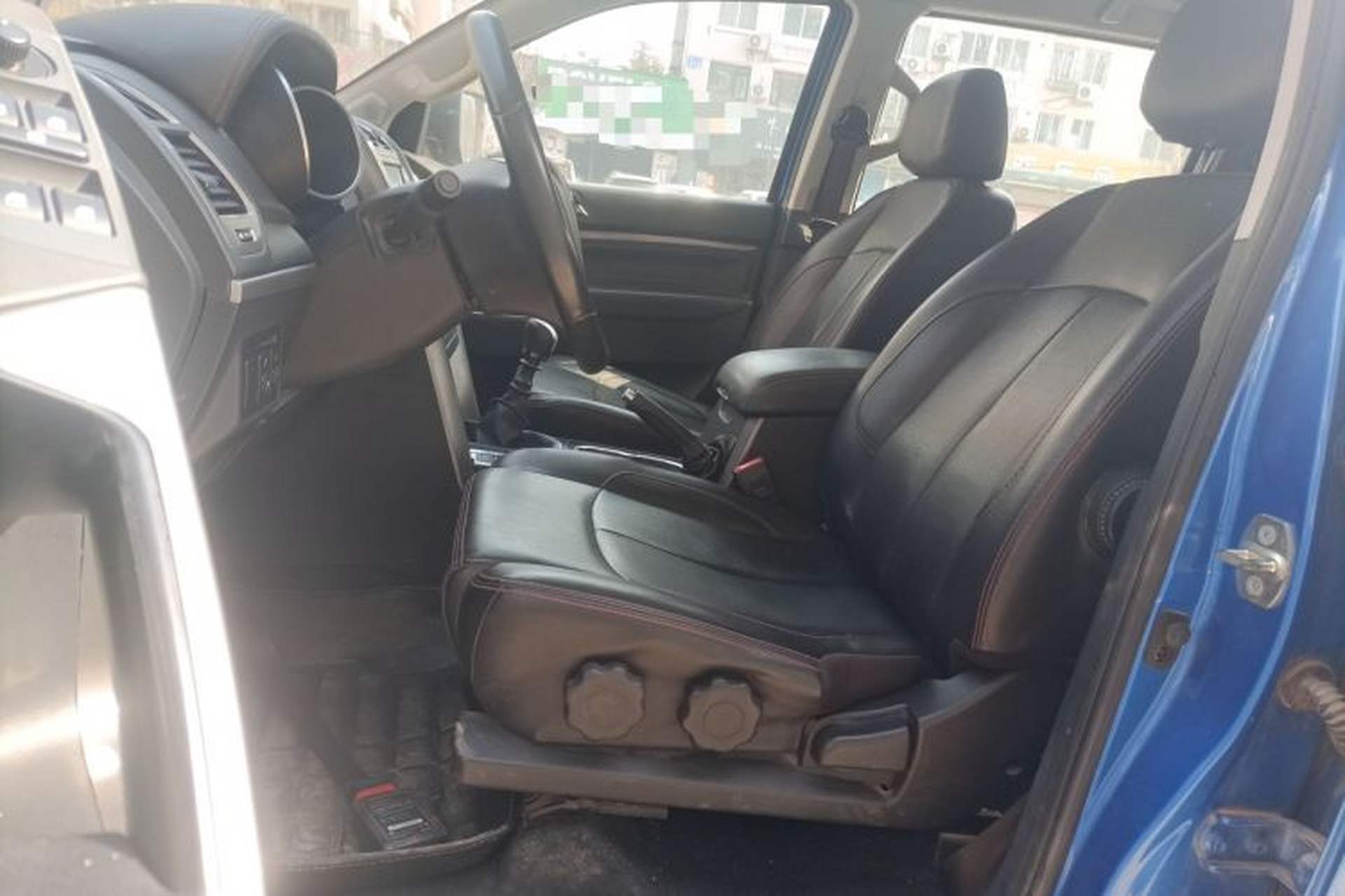 Used Huanghai N3 2017 2.5T Manual Two-Wheel Drive Sport Edition JE4D25Q5A Left Front Seat
