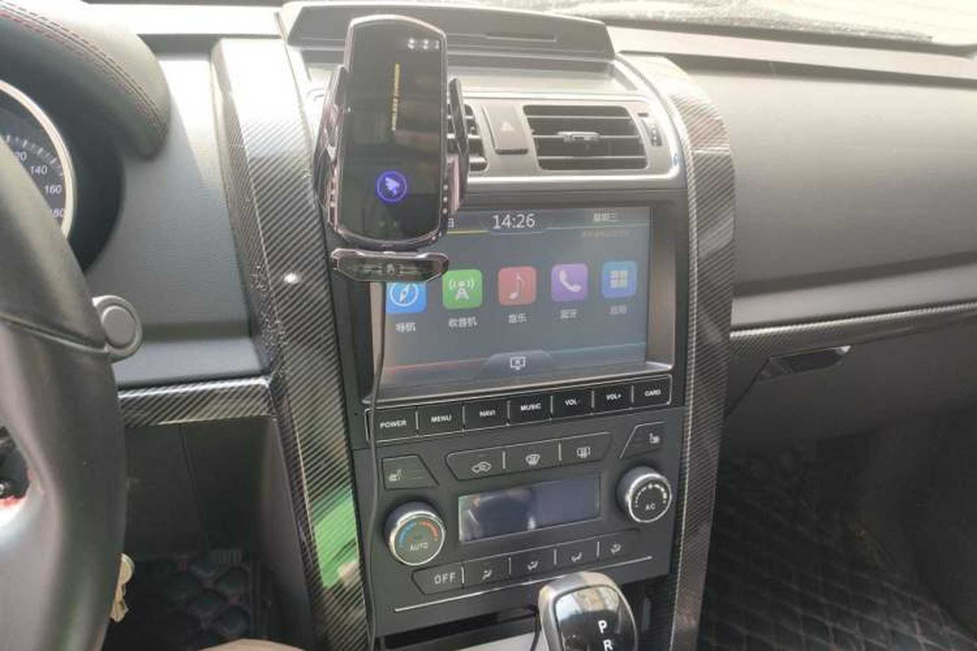 Used Huanghai N3 2017 2.4T Automatic 4x4 Ultimate Edition 4K22D4T Audio And AC Panel