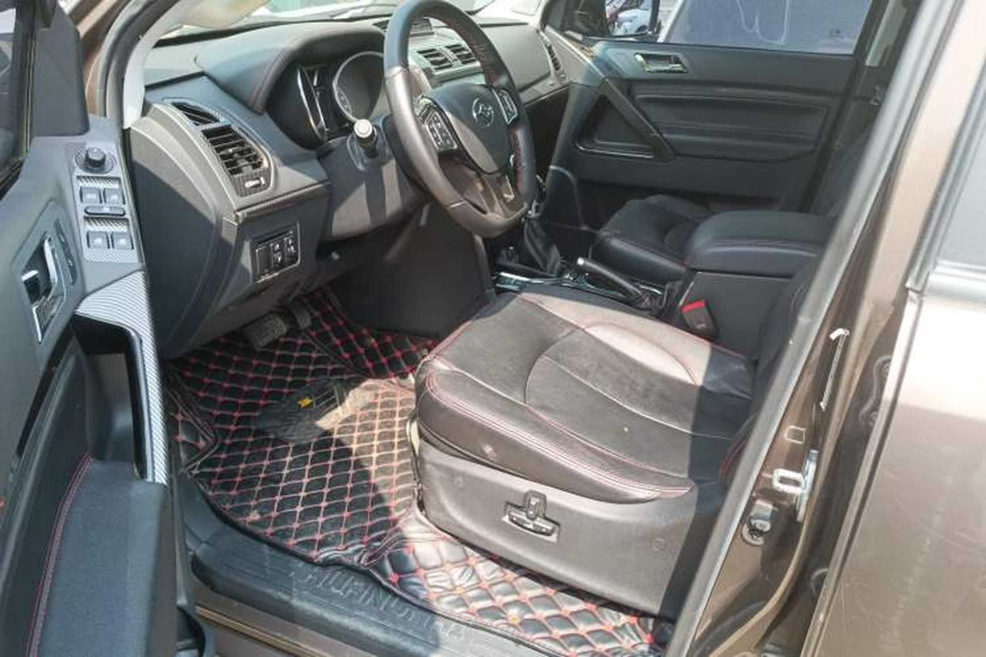 Used Huanghai N3 2017 2.4T Automatic 4x4 Ultimate Edition 4K22D4T Driver Seat