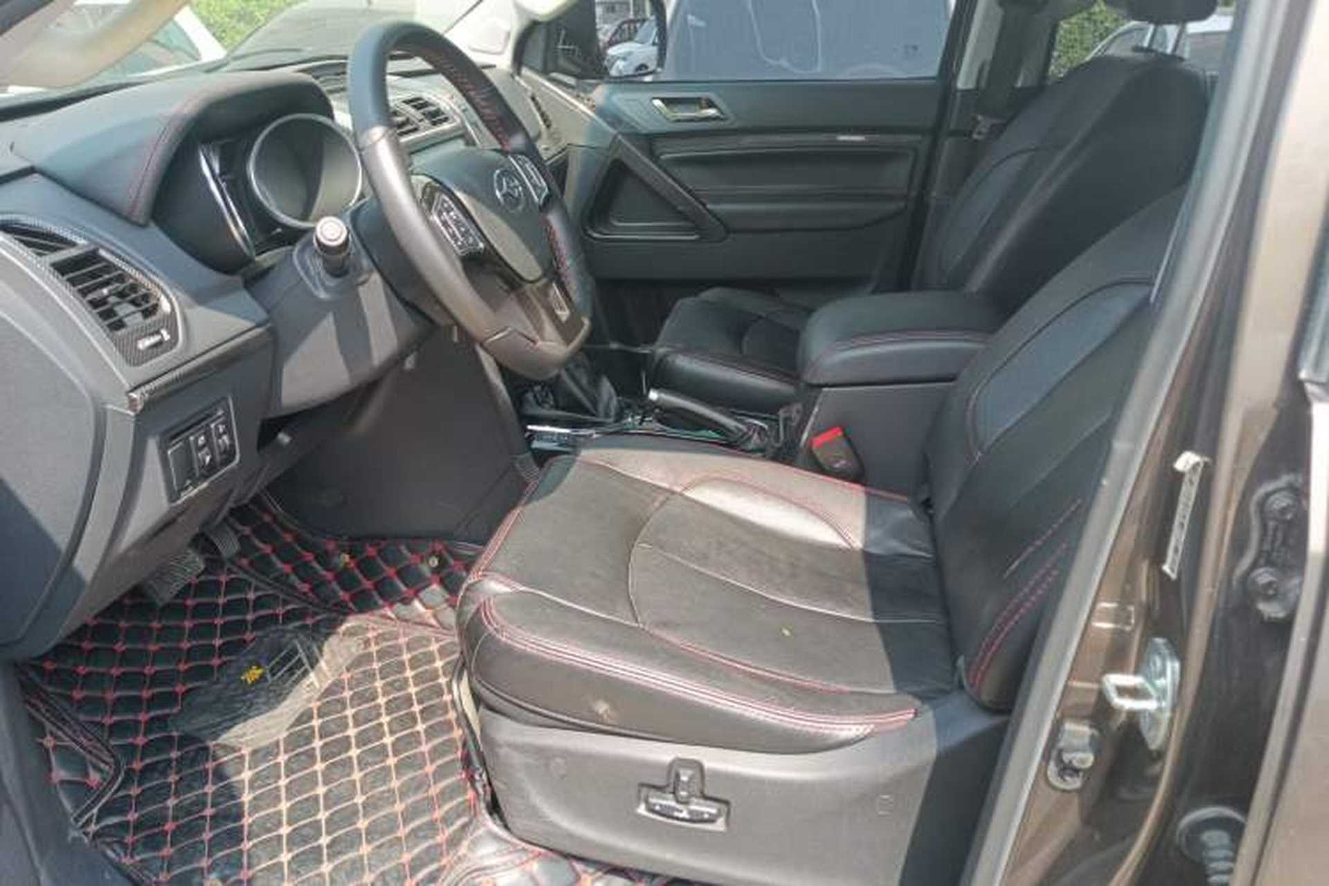 Used Huanghai N3 2017 2.4T Automatic 4x4 Ultimate Edition 4K22D4T Left Front Seat
