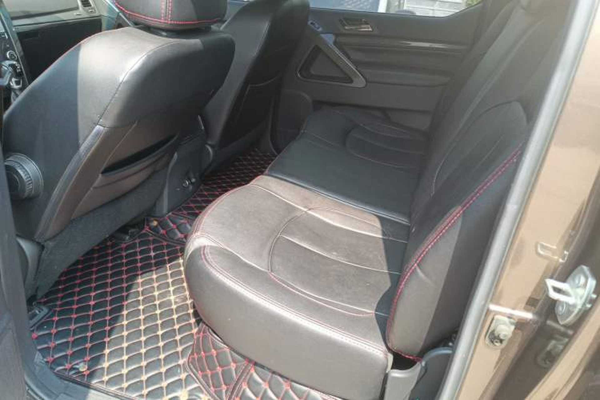 Used Huanghai N3 2017 2.4T Automatic 4x4 Ultimate Edition 4K22D4T Left Rear Seat
