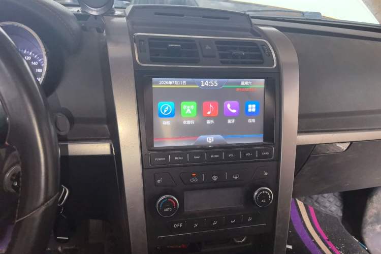 Used Huanghai N3 2017 2.5T Manual 4x4 Sport Edition XD25T5 Audio And AC Panel