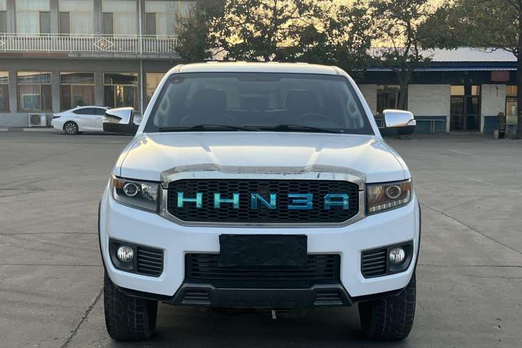 Used Huanghai N3 2017 2.5T Manual Two-Wheel Drive Ultimate Edition JE4D25Q5A Exterior 1