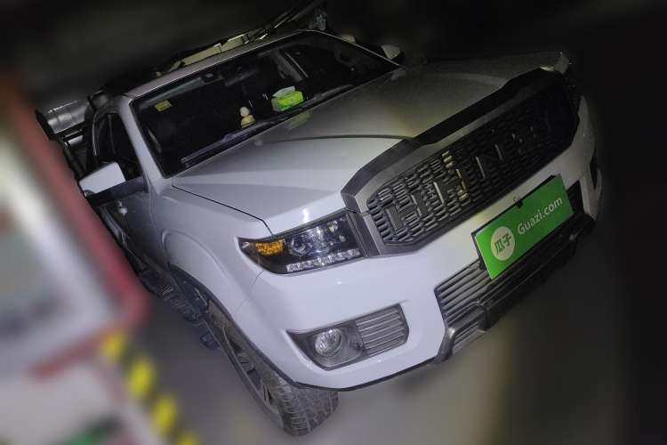 Used Huanghai N3 2017 2.5T Manual 4x4 Sport Edition JE4D25Q5A Front Right 45 Deg