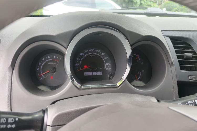 Used Huanghai N3 2017 2.4T Manual Two-Wheel Drive Sport Edition 4K22D4T Instrument Cluster