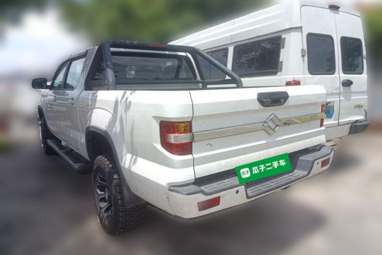 Used Huanghai N3 2017 2.4T Manual Two-Wheel Drive Sport Edition 4K22D4T Rear Left 45 Deg