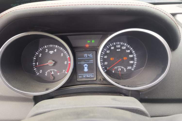 Used Huanghai N3 2017 2.4T Manual Two-Wheel Drive Sport Edition 4K22D4T Instrument Cluster