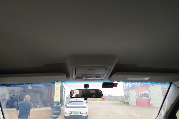 Used Huanghai N3 2018 2.4T Automatic 2WD Prestige Edition 4K22D4T Headliner