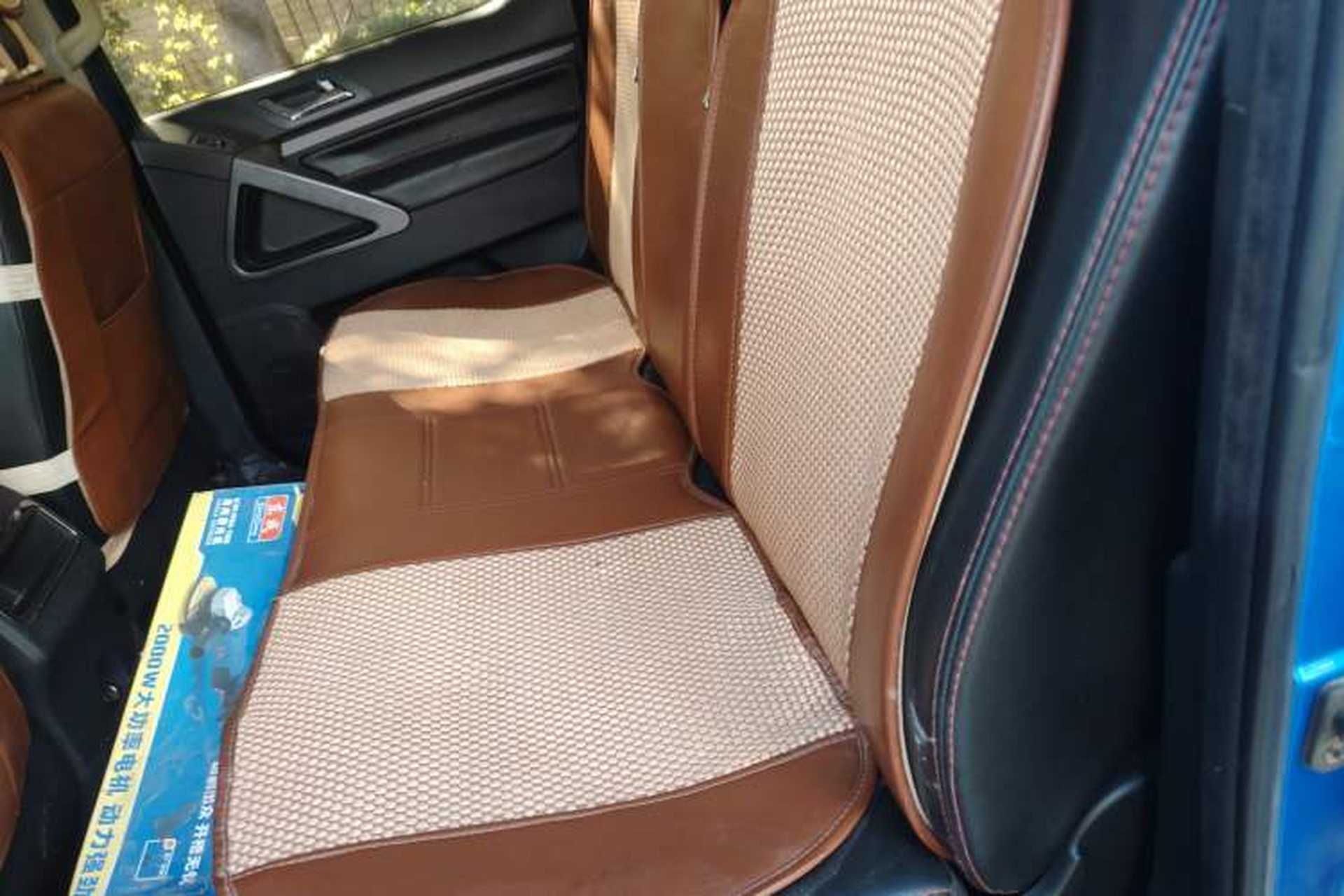 Used Huanghai N3 2018 2.5T Manual 4x4 Prestige Edition JE4D25Q5A Left Rear Seat