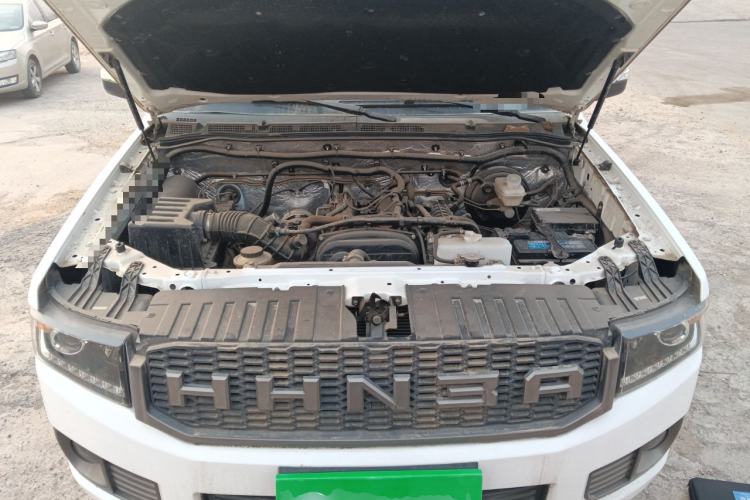 Used Huanghai N3 2019 2.4T Manual Two-Wheel Drive Sport Version China VI Standard 4K22D4T Engine Bay