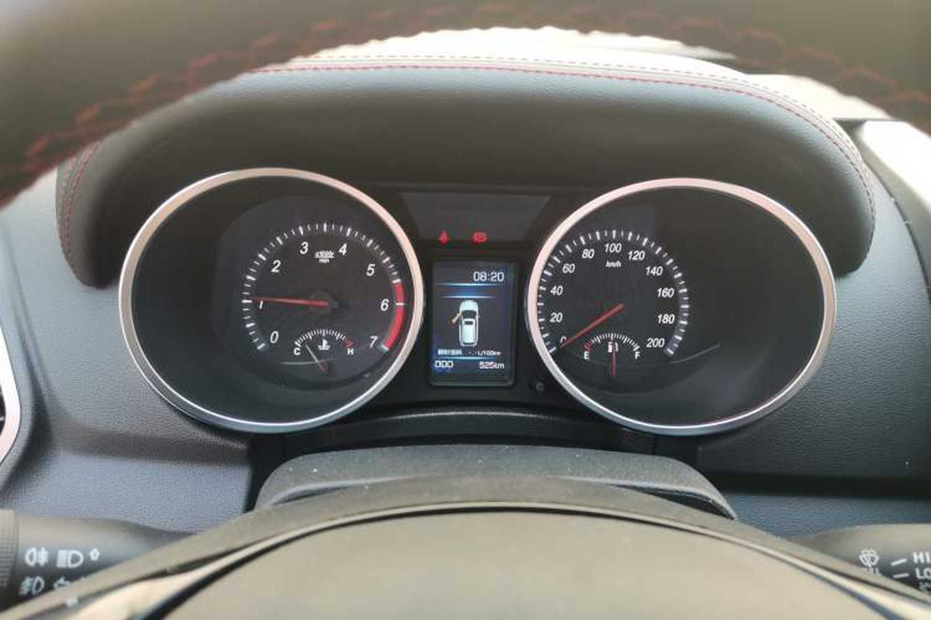 Used Huanghai N3 2019 2.4T Manual Two-Wheel Drive Sport Version China VI Standard 4K22D4T Instrument Cluster