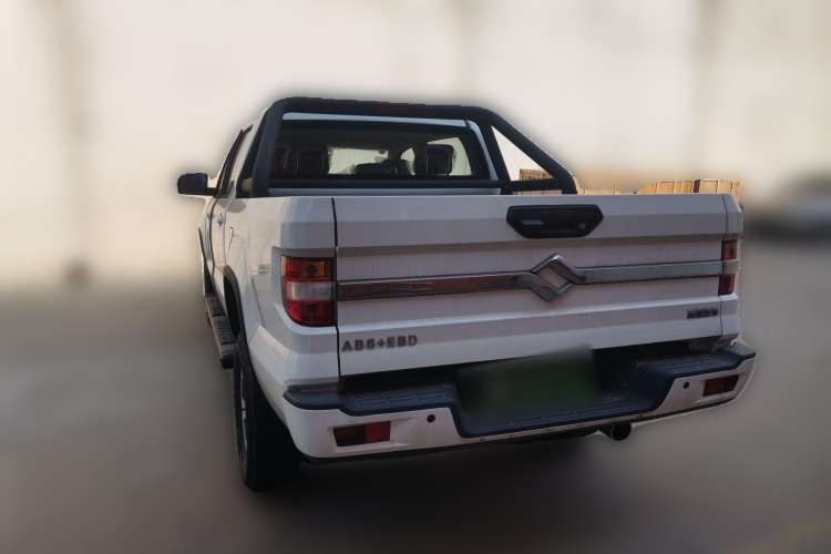 Used Huanghai N3 2019 2.4T Manual Two-Wheel Drive Sport Version China VI Standard 4K22D4T Rear Left 45 Deg