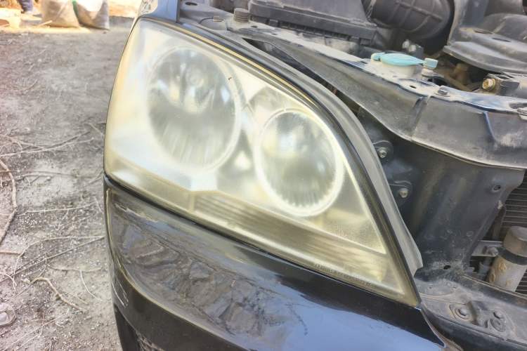 Used Huanghai Qisheng F1 2009 2.0L Two-Wheel Drive DD6460D Right Front Headlight