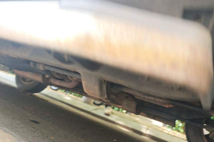 Used Huanghai Qisheng F1 2012 2.0L Two-Wheel Drive Business Edition Chassis Front Right