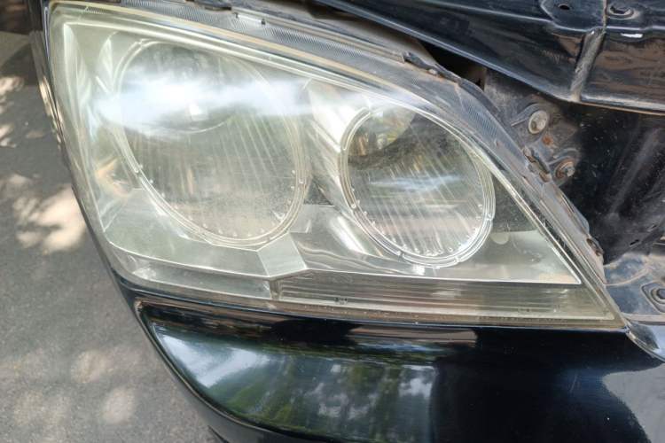 Used Huanghai Qisheng F1 2012 2.0L Two-Wheel Drive Business Edition Right Front Headlight