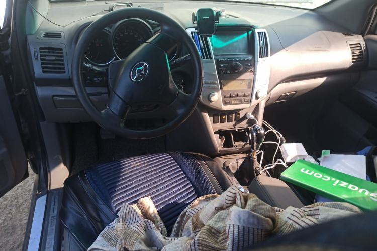Used Huanghai Qisheng V3 2011 2.0L Ultra-Luxury Version Center Console