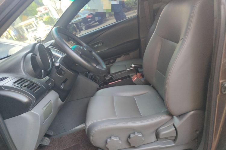 Used Huanghai Qisheng V3 2011 2.0L Ultra-Luxury Version Left Front Seat