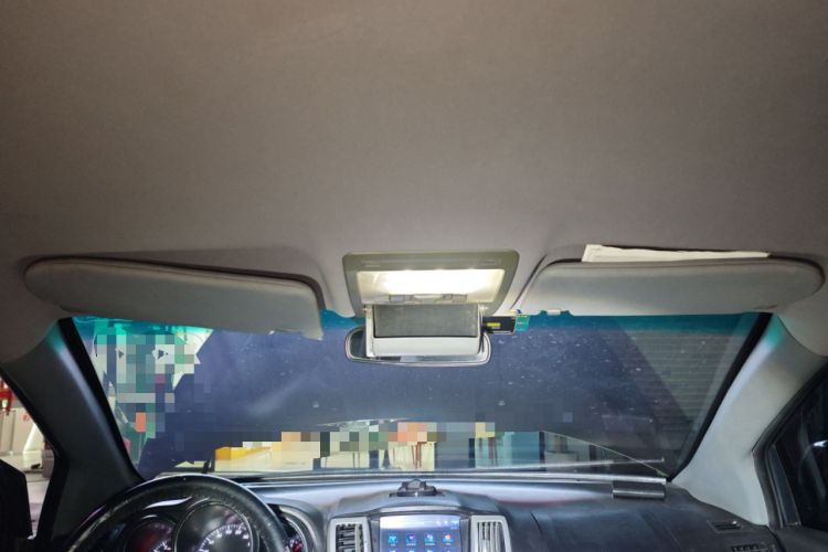 Used Huanghai Qisheng V3 2011 2.0L Ultra-Luxury Version Headliner
