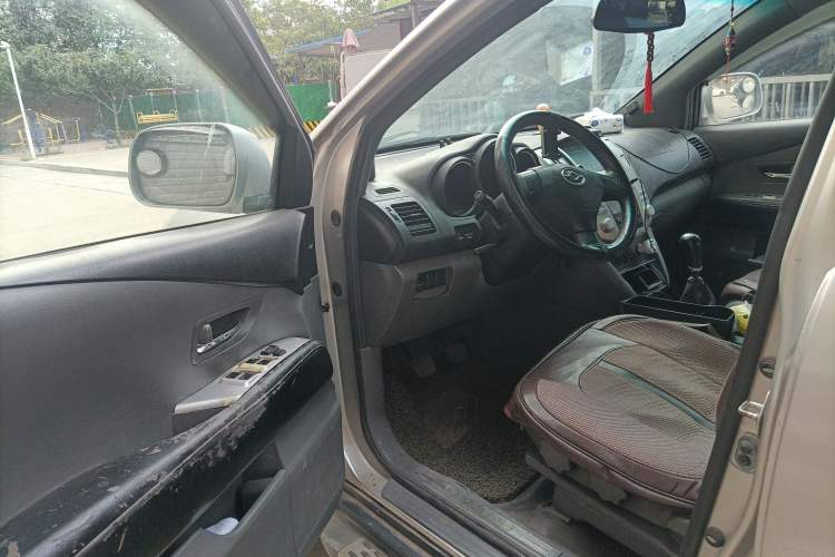 Used Huanghai Qisheng V3 2011 2.0L Ultra-Luxury Version Driver Seat
