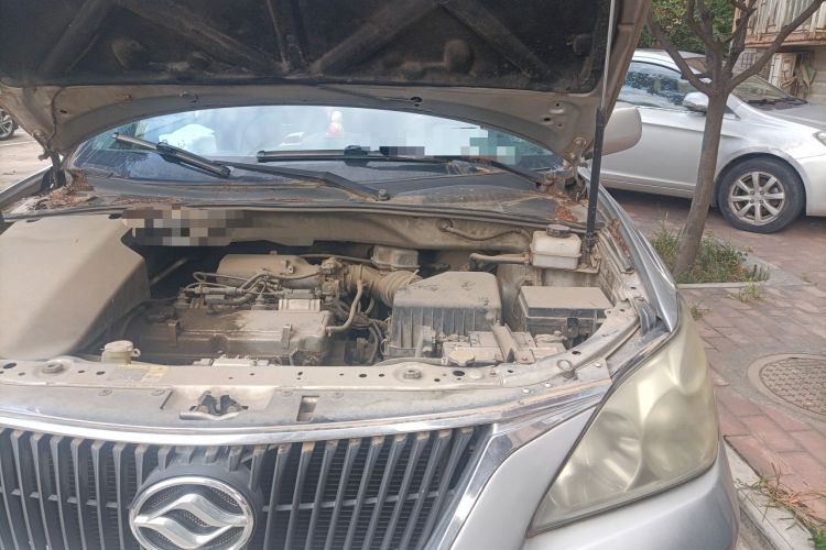 Used Huanghai Qisheng V3 2011 2.0L Ultra-Luxury Version Engine Bay Left