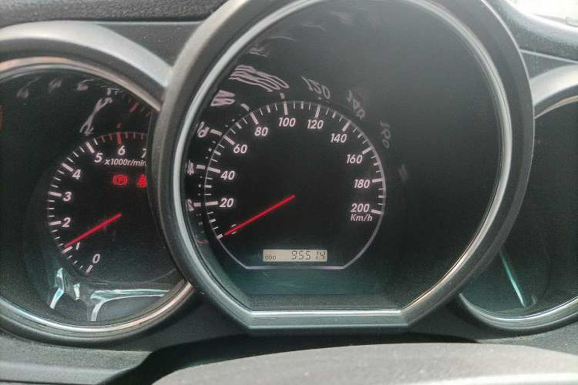 Used Huanghai Qisheng V3 2011 2.0L Ultra-Luxury Version Instrument Cluster