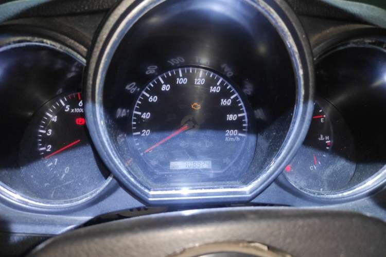 Used Huanghai Qisheng V3 2011 2.0L Ultra-Luxury Version Instrument Cluster