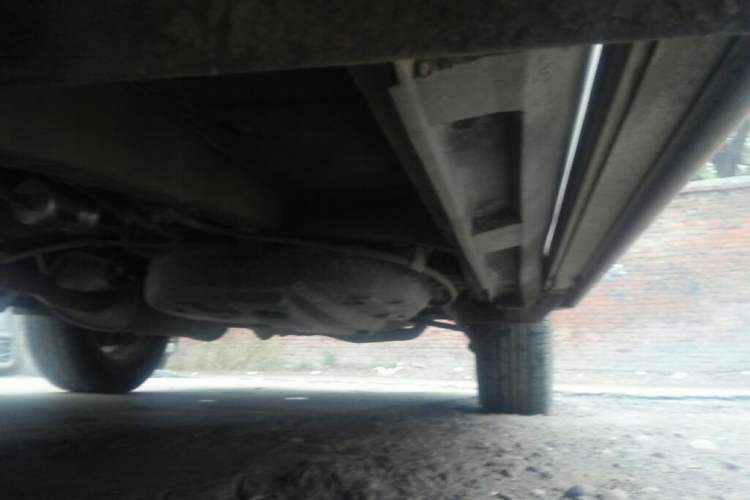 Used Huanghai Qisheng V3 2011 2.0L Ultra-Luxury Version Left Side Sill