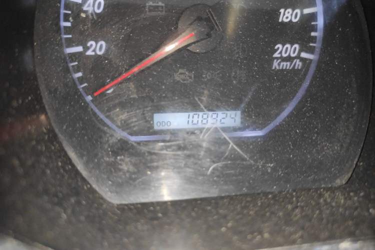 Used Huanghai Qisheng V3 2011 2.0L Ultra-Luxury Version Odometer Close Up